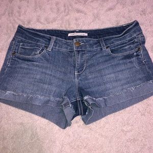 Jean sorts